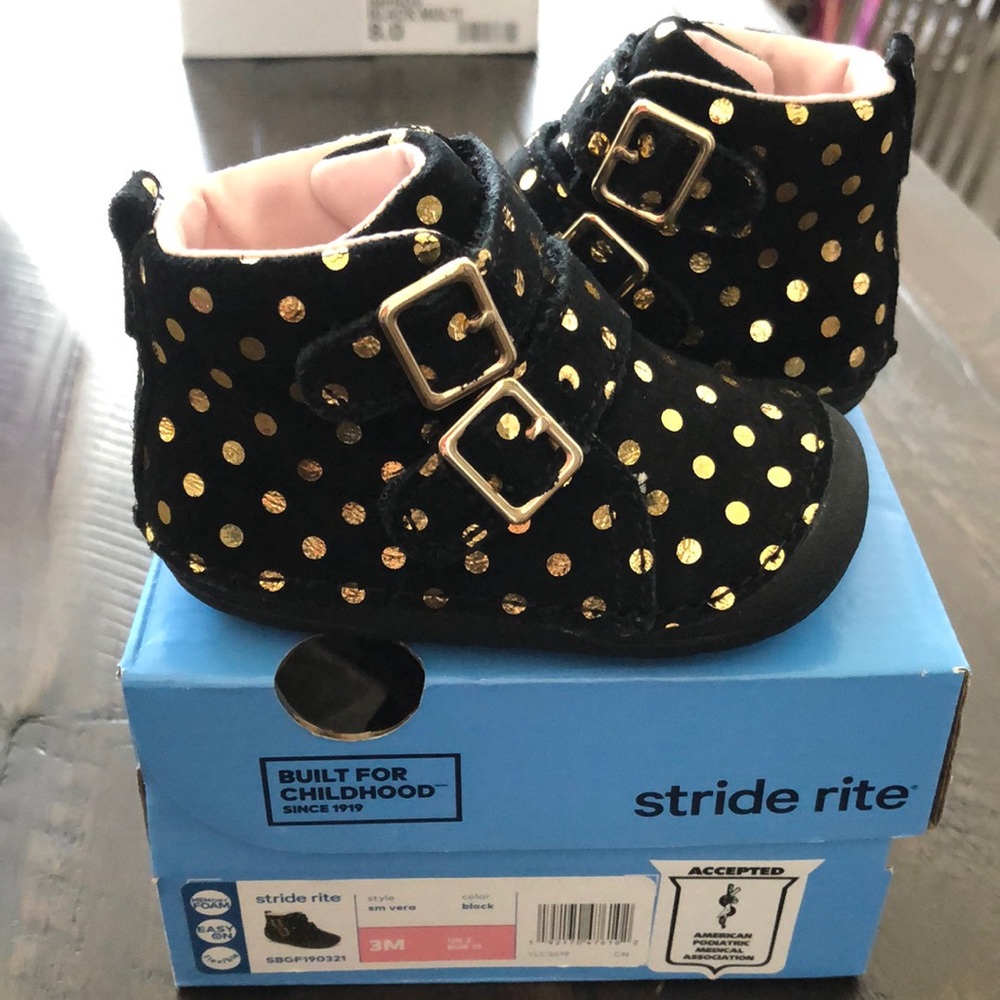 Stride rite booties